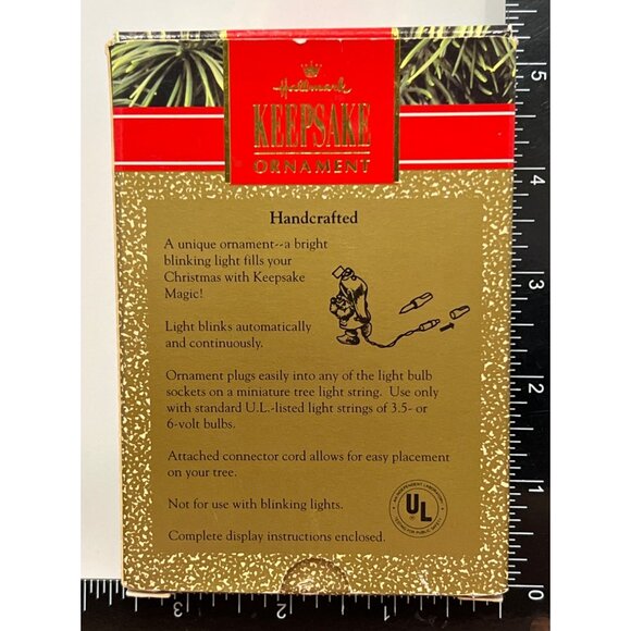 1990 HALLMARK KEEPSAKE ORNAMENT QLX733-3 HOLIDAY FLASH GNOME CAMERA MAGIC - Picture 3 of 8